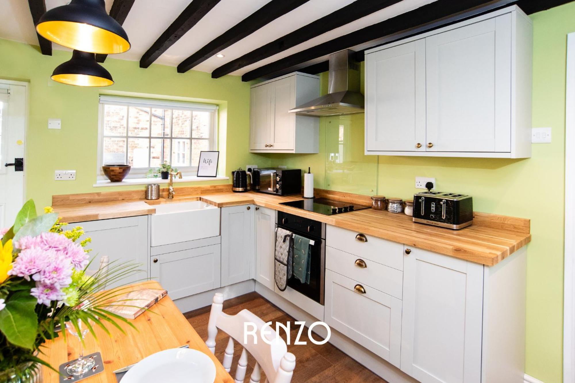 Burton Joyce Homely 1-Bed Cottage In Stoke Bardolph, Nottingham By Renzo, Stunning Countryside Location! מראה חיצוני תמונה