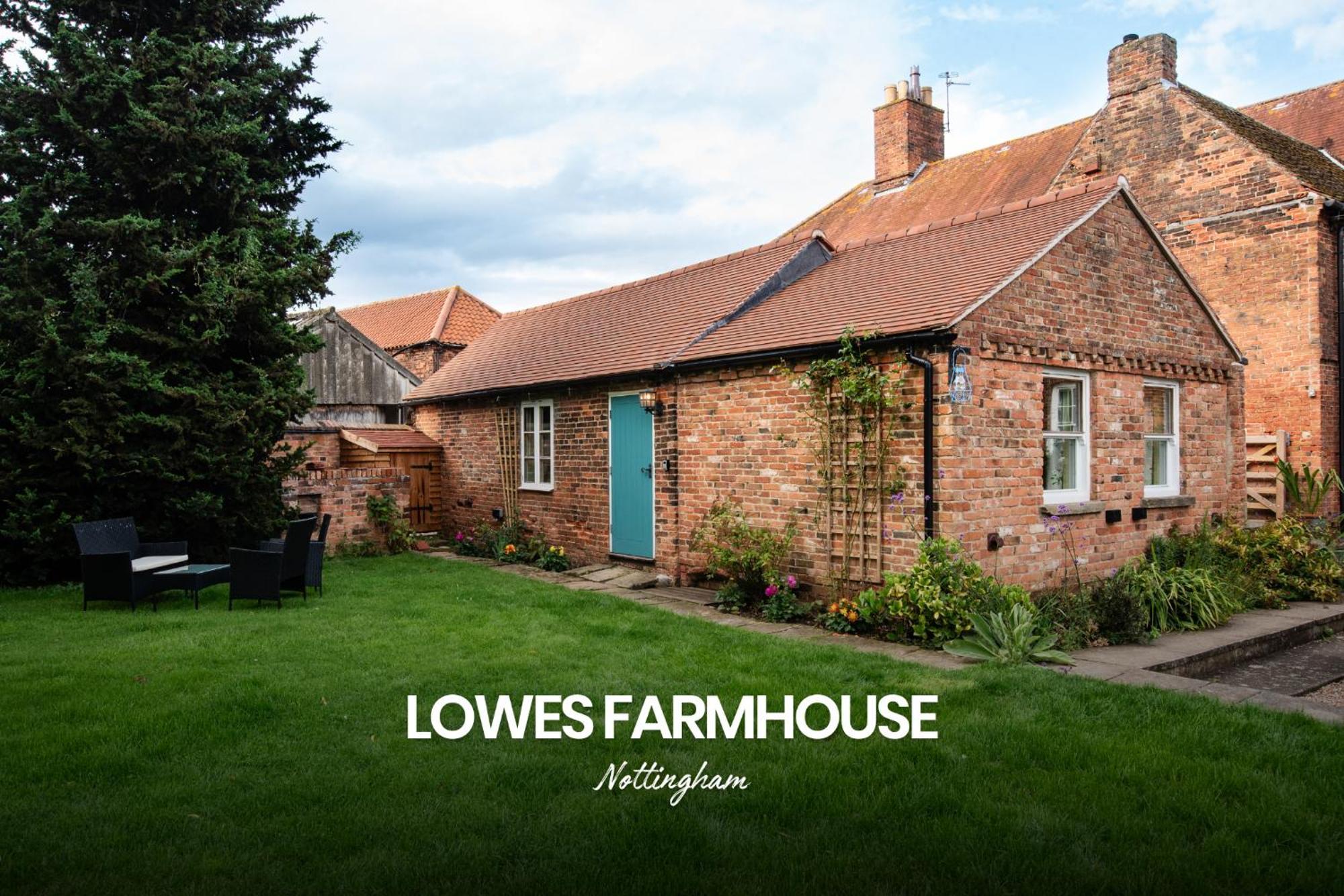 Burton Joyce Homely 1-Bed Cottage In Stoke Bardolph, Nottingham By Renzo, Stunning Countryside Location! מראה חיצוני תמונה
